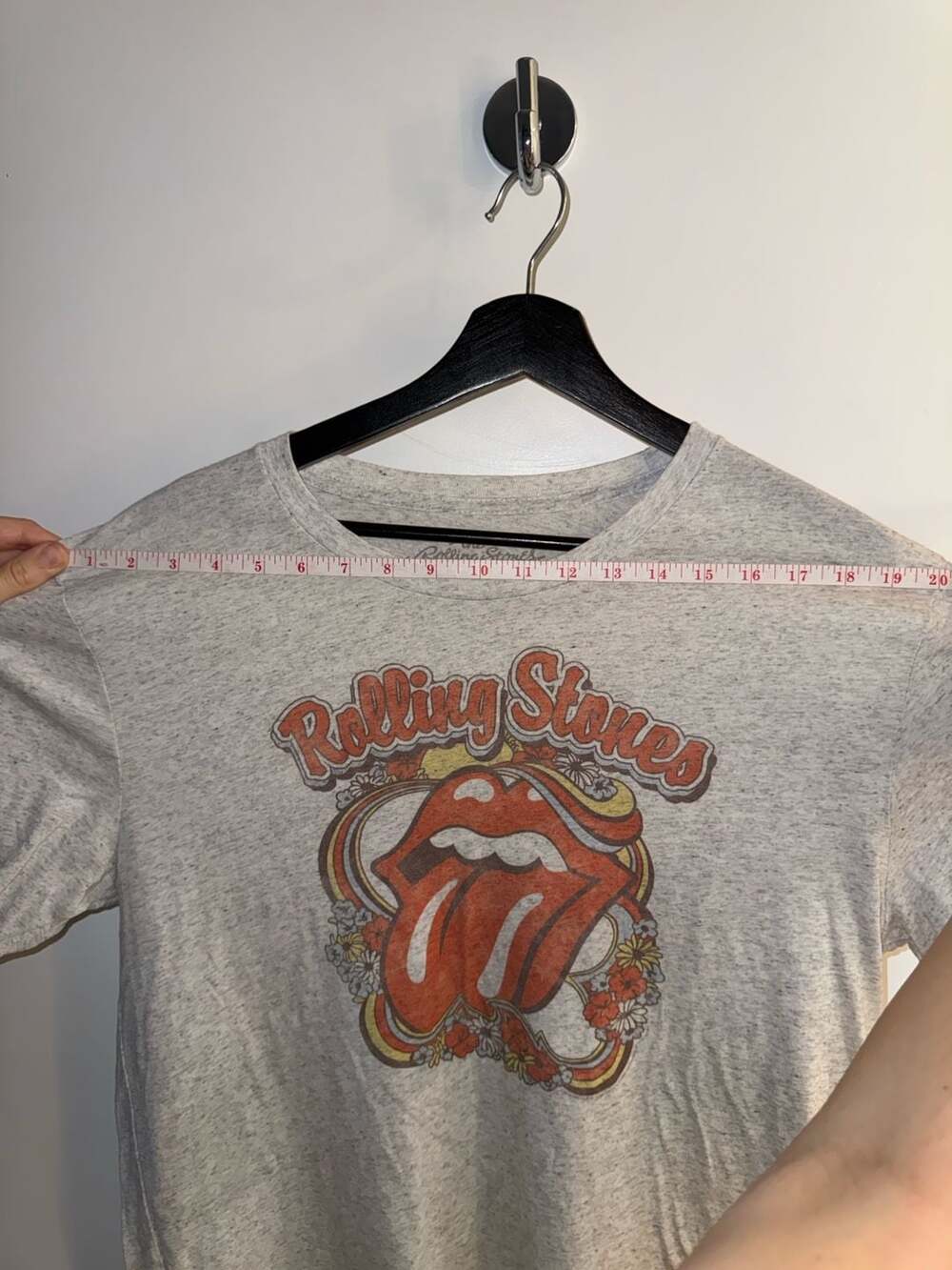 The Rolling Stones Graphic T-Shirt Gray Size Large - Picture 4 of 6